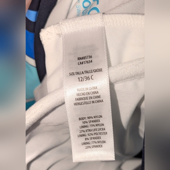 NWT, Coco Contour, Multicolored, Stellar Print, 1pc Swimsuit - Ladies 12/36c - Picture 5 of 10